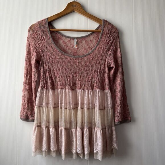 Free People Tops - Free People Women XS Pink Lace Tiered Babydoll Tunic Top Boho Fairy Y2K Romantic